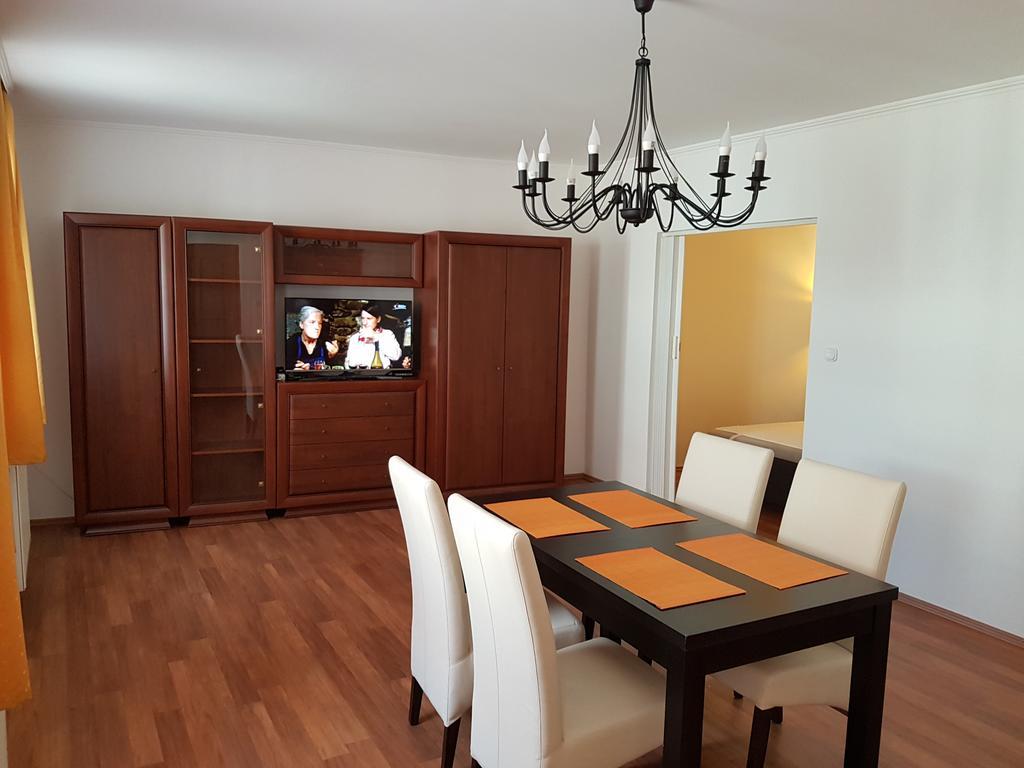 Apartman Kaszás Central Mosonmagyaróvár Esterno foto